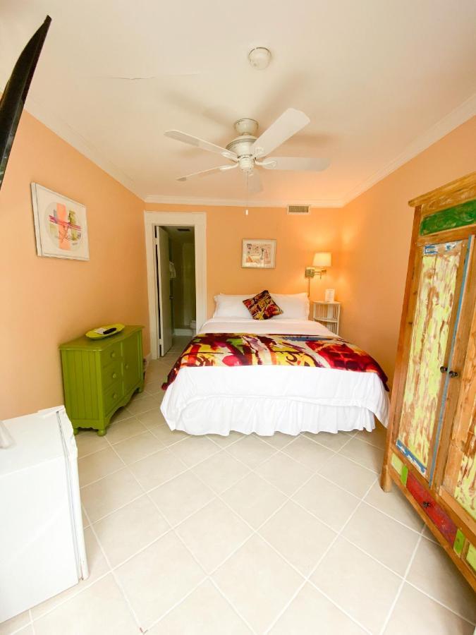 Authors Key West Guesthouse Luaran gambar